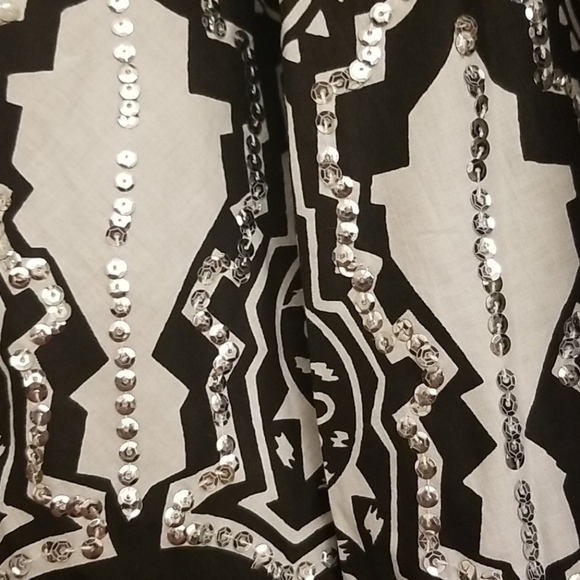 Fantastic WD NY Skirt - Picture 4 of 7